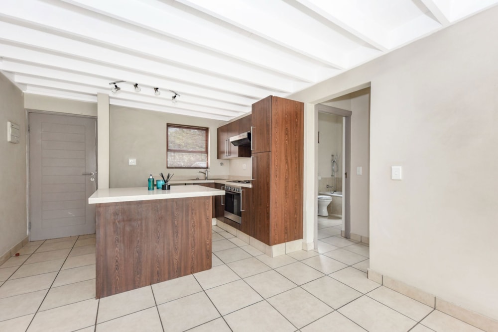 Apartment for sale in Fourways Area - FW1728302