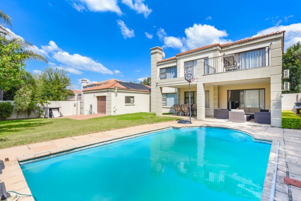 House for sale in Broadacres - FW1727598