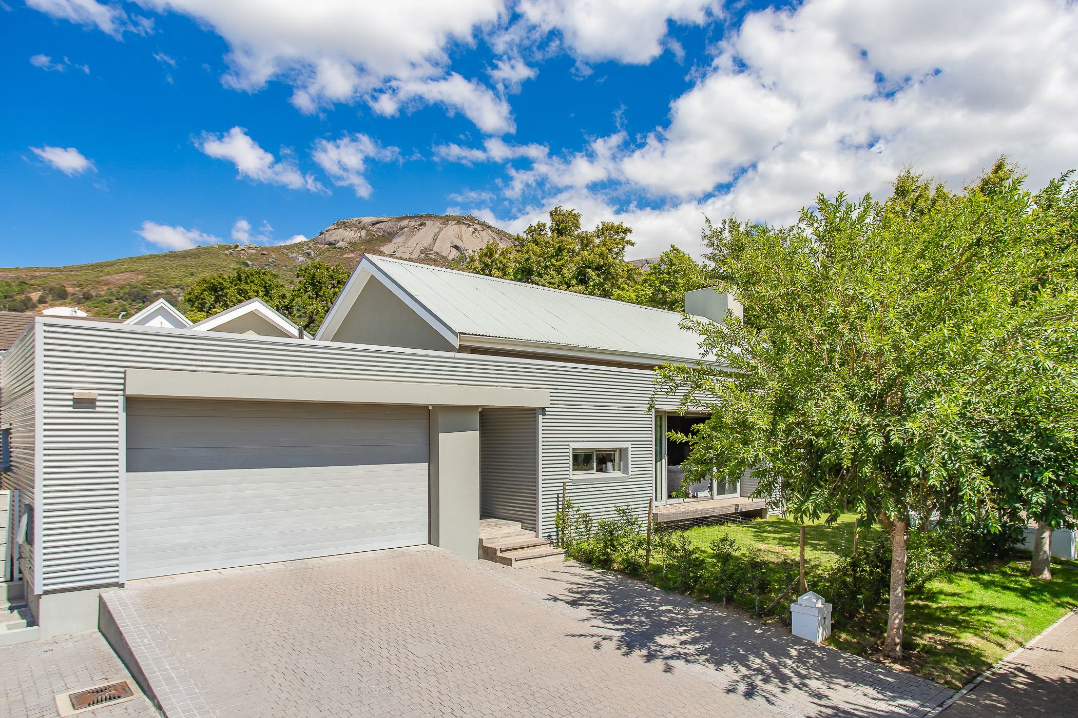 Security estate home for sale in Hoog-En-Droog - TK1727247