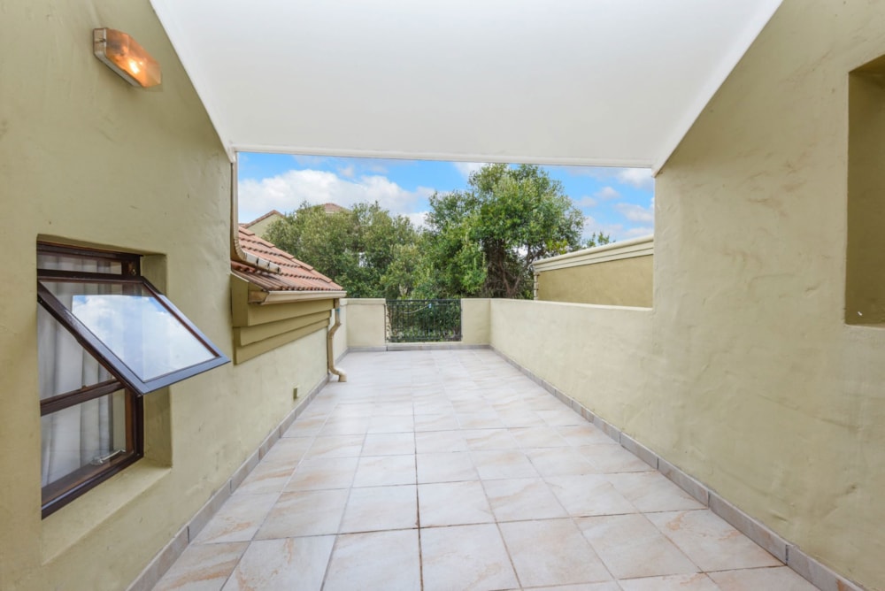 Loft for sale in Douglasdale - FW1728909