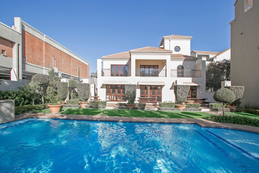 Loft for sale in Douglasdale - FW1728909 Loft for sale in Douglasdale - FW1728909
