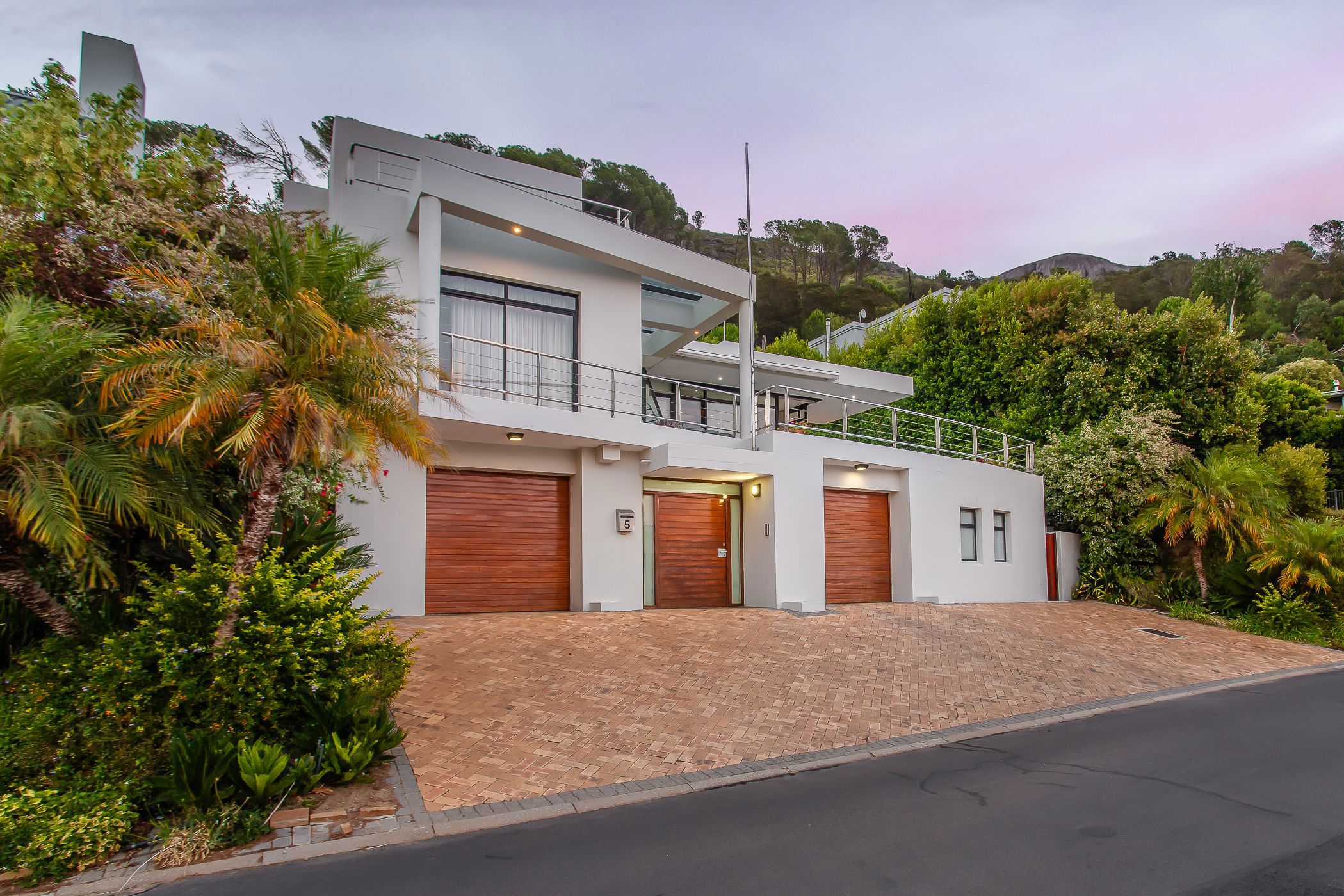 House for sale in Hoog-En-Droog - TK1684063