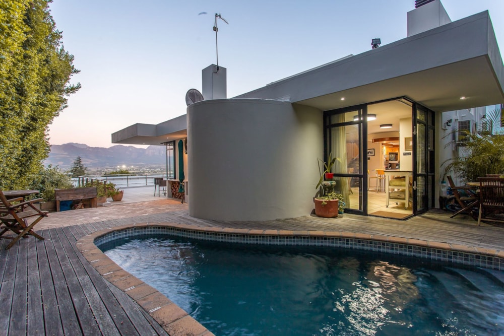 House for sale in Hoog-En-Droog - TK1684063