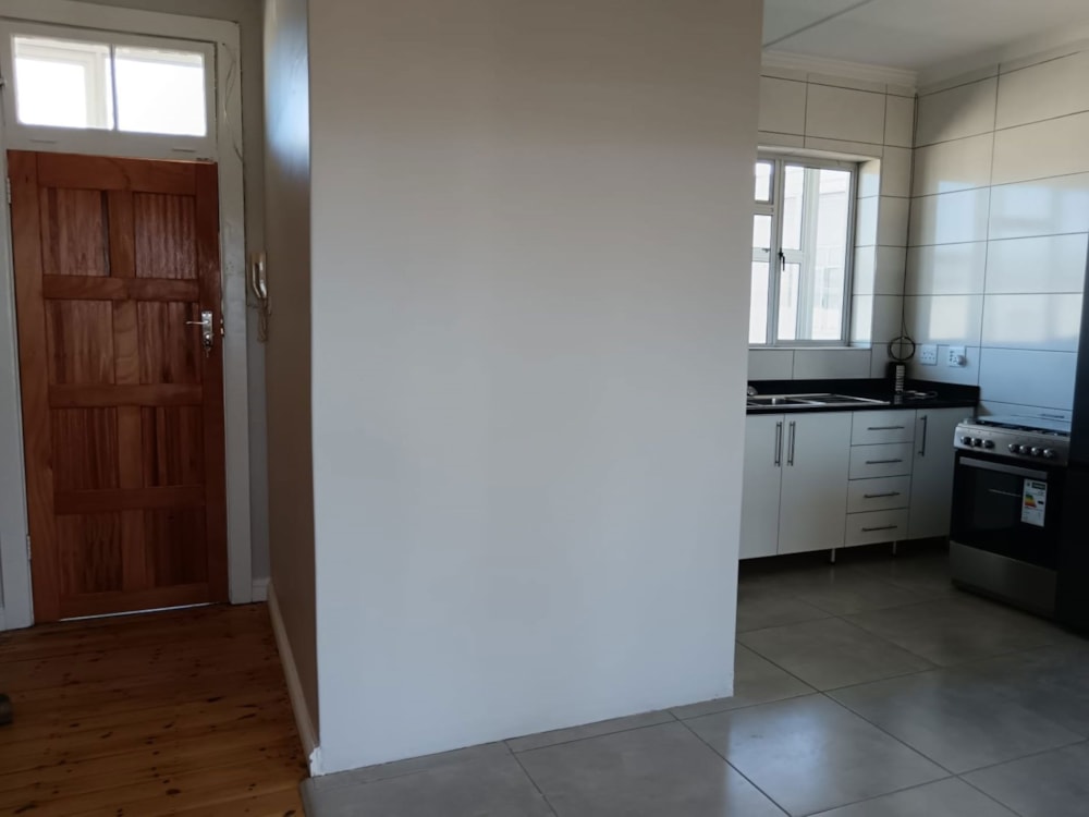 Apartment to rent in Summerstrand - 1PLZ1725672