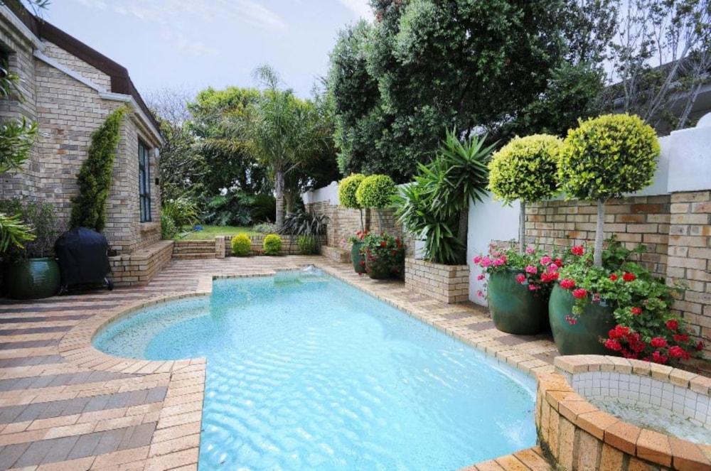 House for sale in Summerstrand - 1PLZ1728116