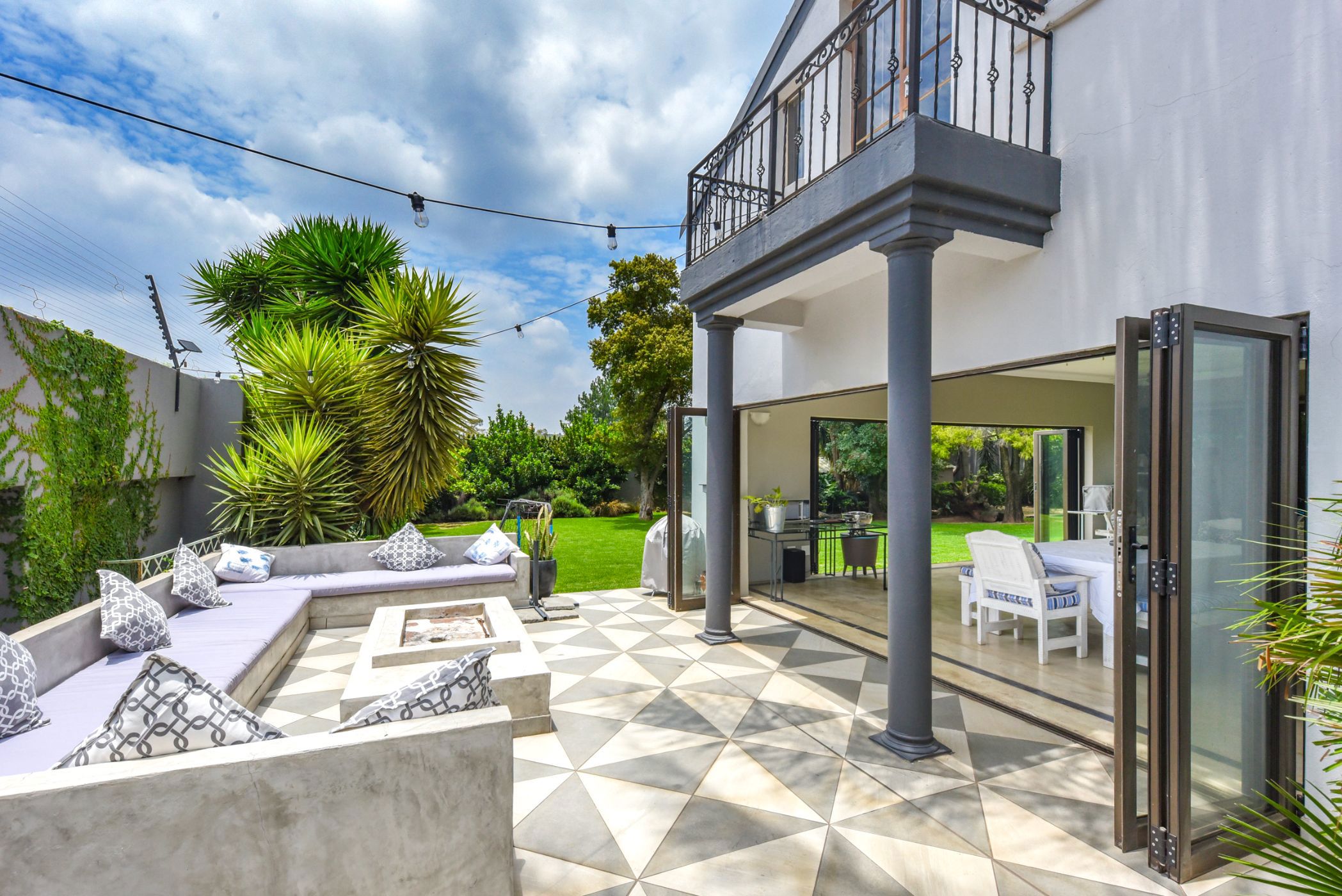 House for sale in Lonehill - FW1727717