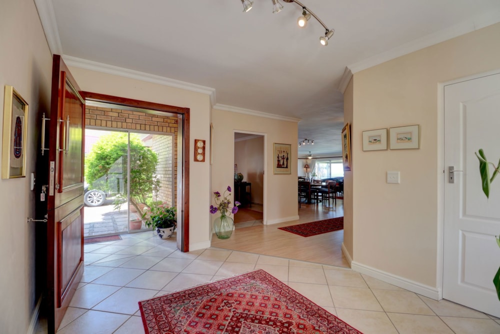 House for sale in Mountainside - SW1727755