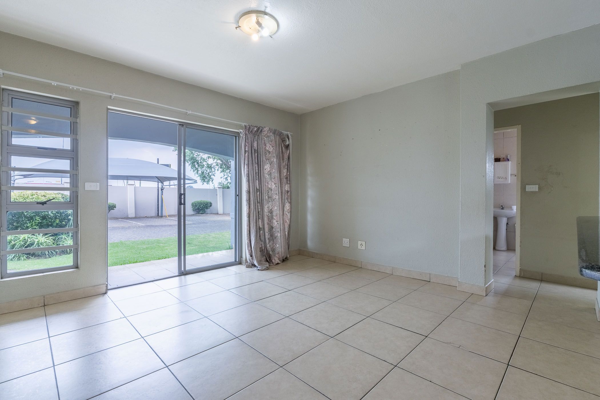 Townhouse for sale in Jansen Park - BOK1730792