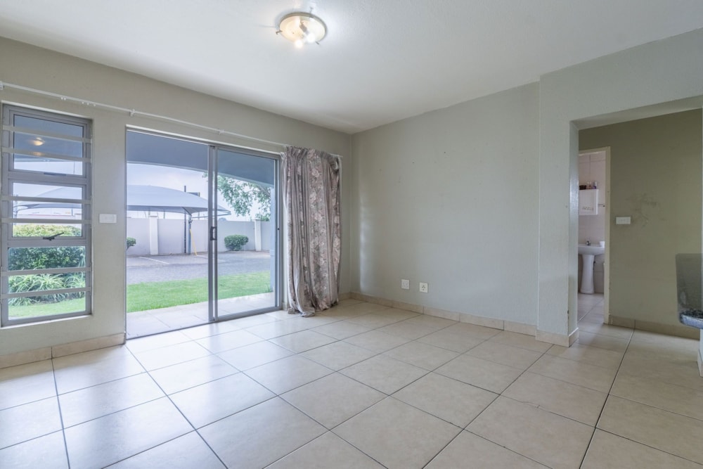 Townhouse for sale in Jansen Park - BOK1730792