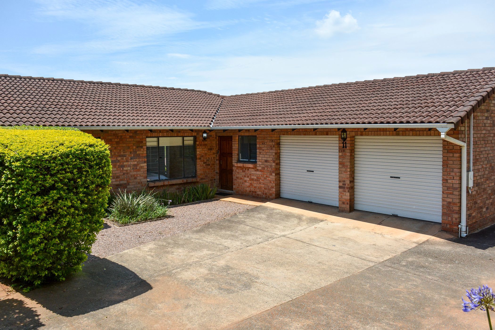 Townhouse for sale in Chase Valley Heights - 1PM1728795