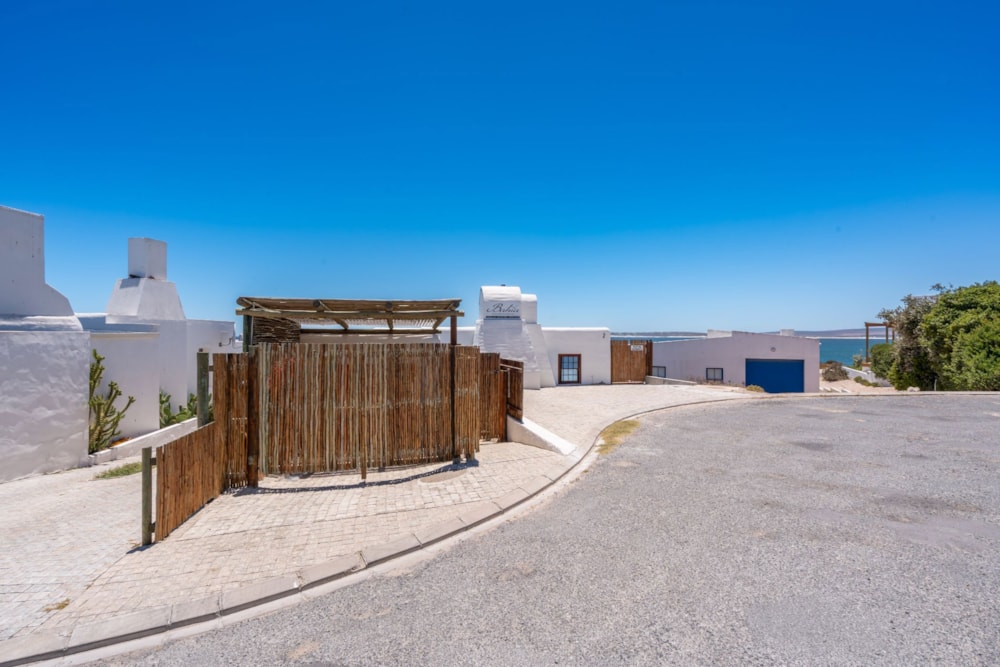 House for sale in Paternoster - LA1727074