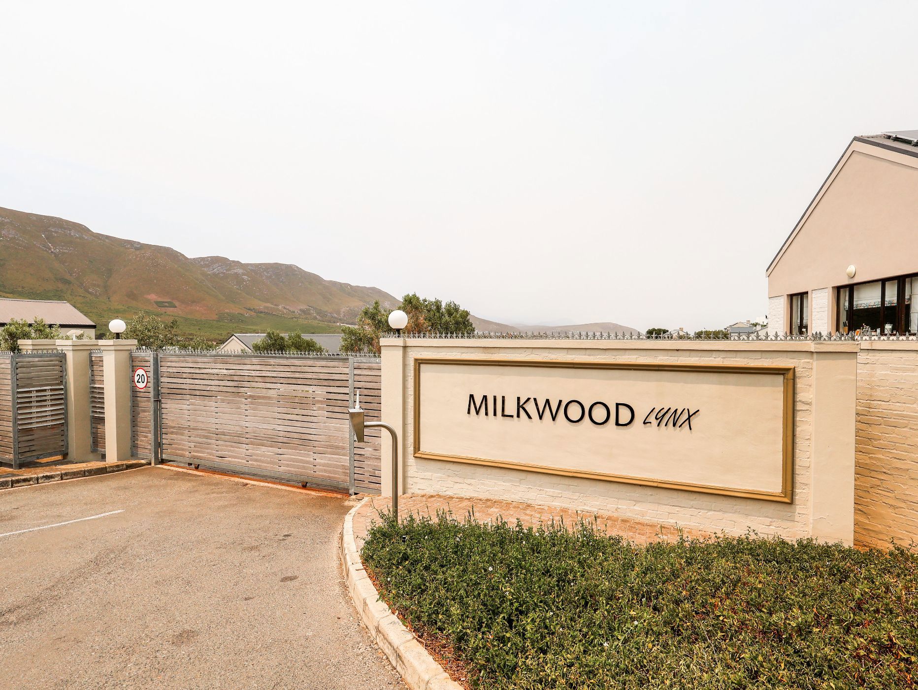 Double-storey house to rent in Vermont - ONL1725397