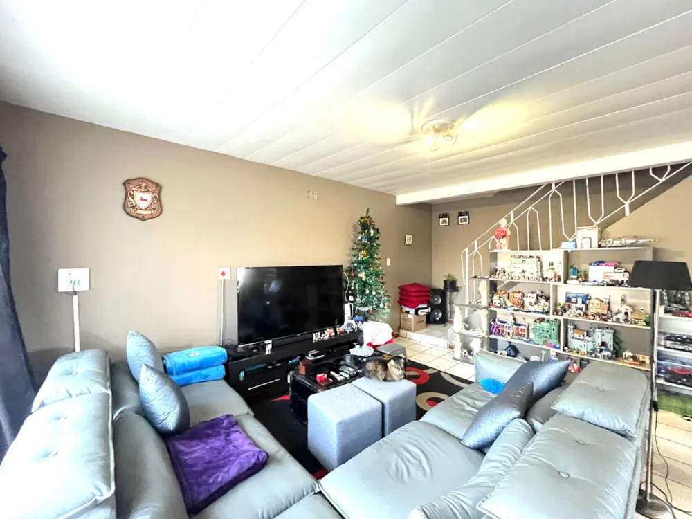 Townhouse let in Bedford Gardens - BWL1726059 Townhouse let in Bedford Gardens - BWL1726059