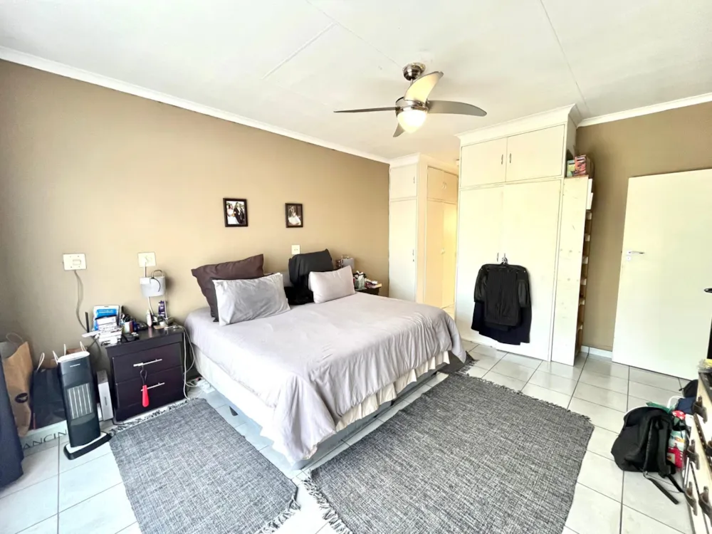 Townhouse let in Bedford Gardens - BWL1726059 Townhouse let in Bedford Gardens - BWL1726059