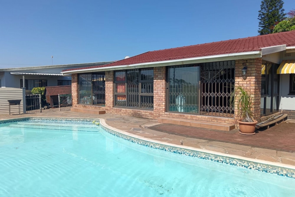 House for sale in Athlone Park - 1WB1726853