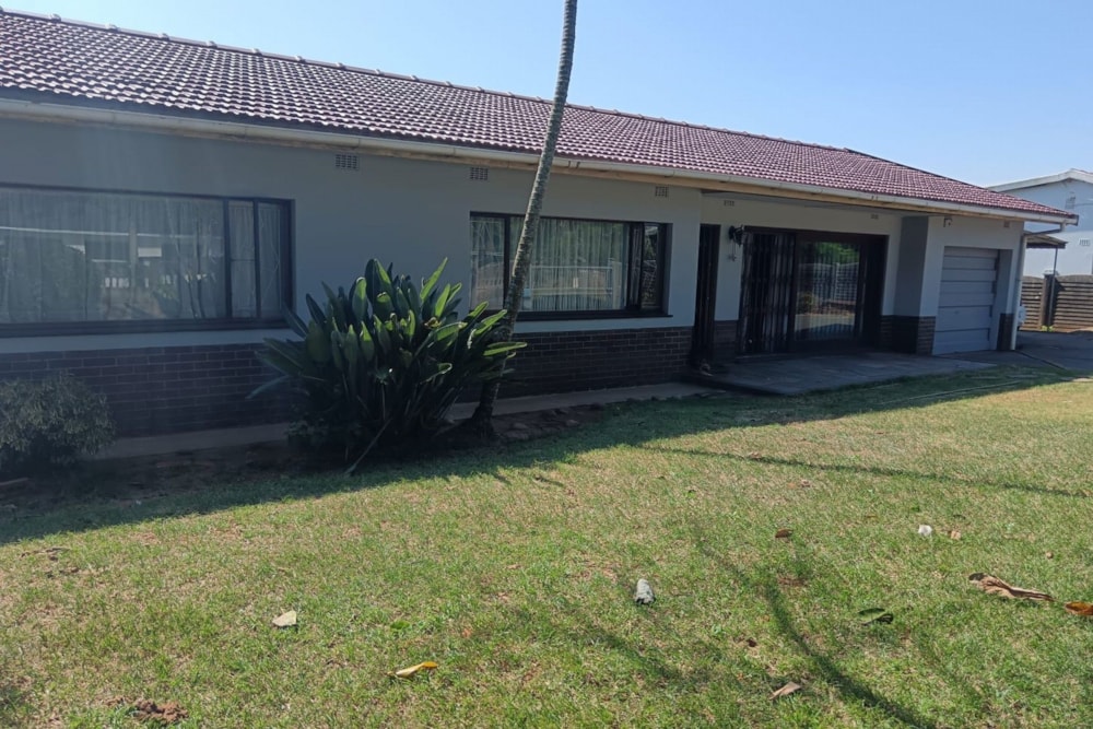 House for sale in Athlone Park - 1WB1726853
