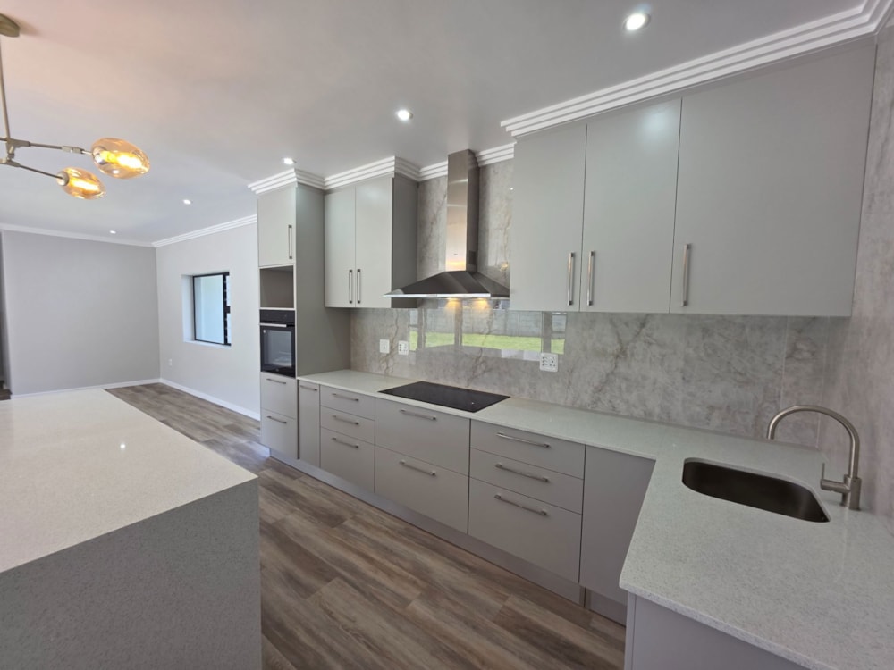 House for sale in Kleinmond - KN1725944