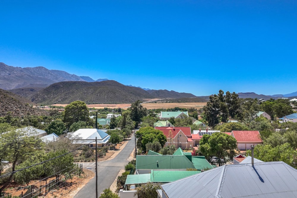 House for sale in De Rust - 1OU1727472