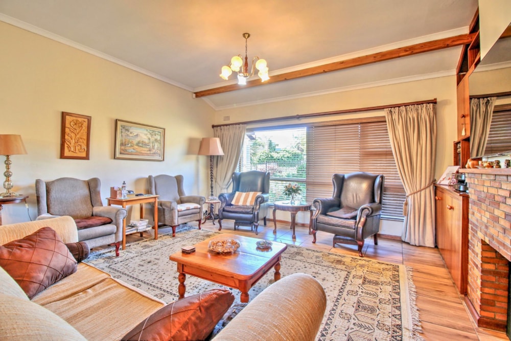 House for sale in Panorama, Parow - 1PLA1727305