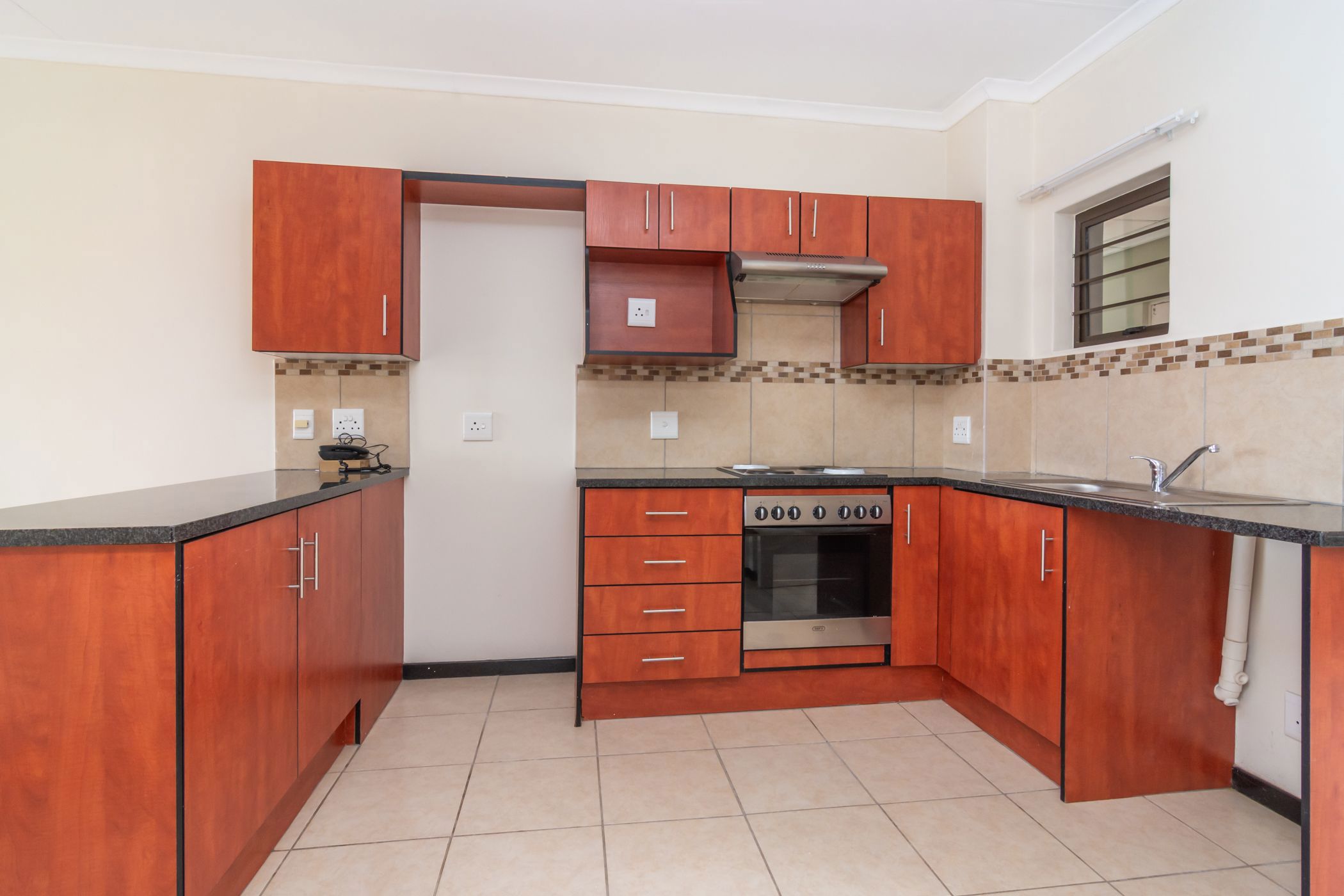 Retirement apartment for sale in Featherbrooke Hills Retirement Village - 1KR1727412