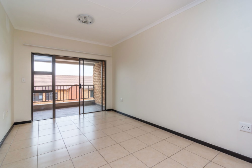 Retirement apartment for sale in Featherbrooke Hills Retirement Village - 1KR1727412