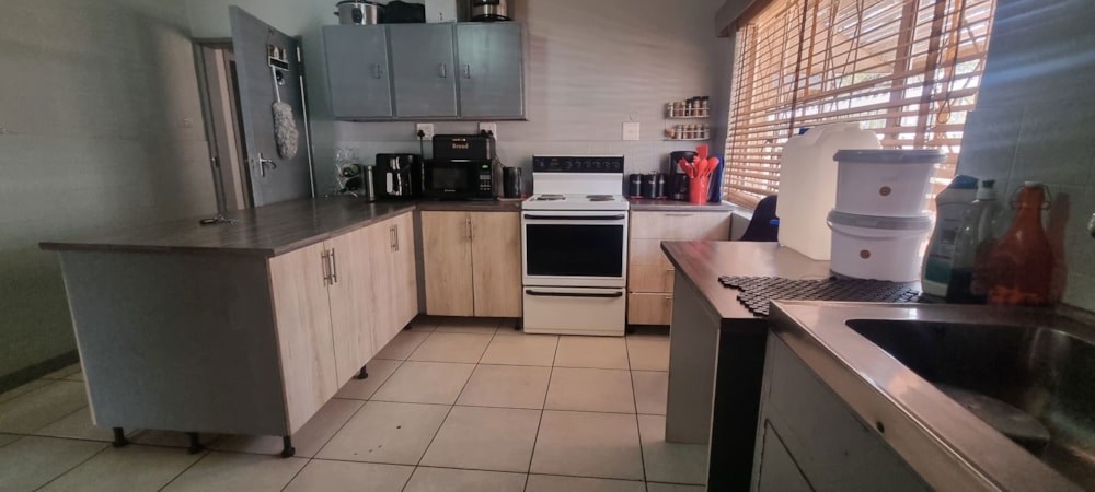 House for sale in Beaconsfield - 1KJ1728238