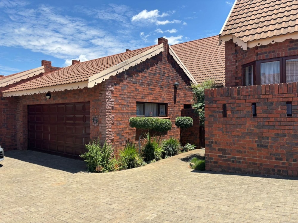 Townhouse for sale in Pentagon Park - 1BX1727045