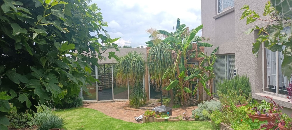 House for sale in Van Riebeeck Park, Kempton Park - KTP1728224