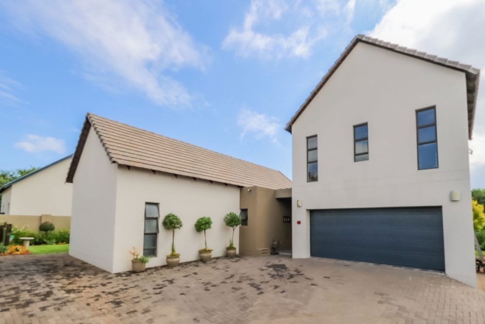 Security estate home for sale in Leloko Estate - 1HR1727229 Security estate home for sale in Leloko Estate - 1HR1727229