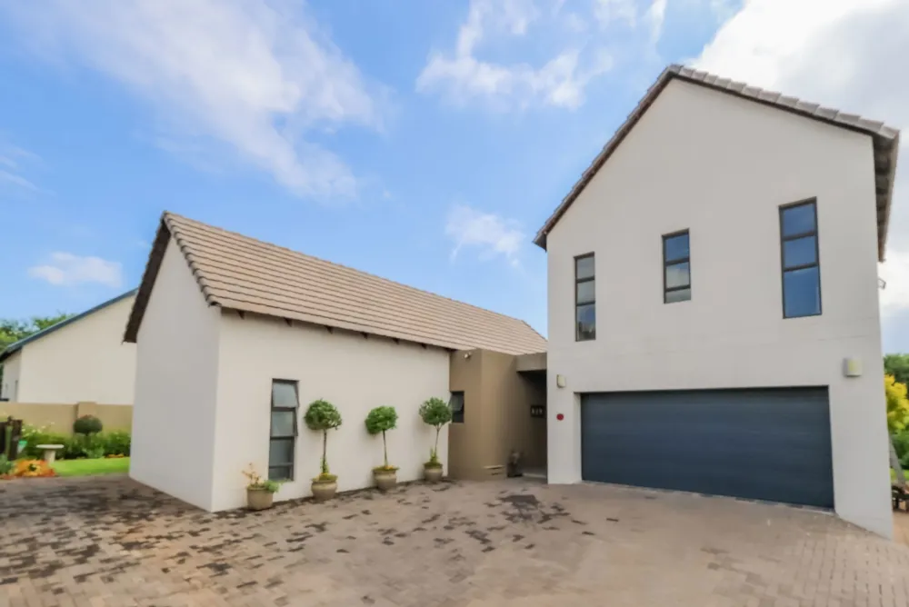 Security estate home for sale in Leloko Estate - 1HR1727229 Security estate home for sale in Leloko Estate - 1HR1727229