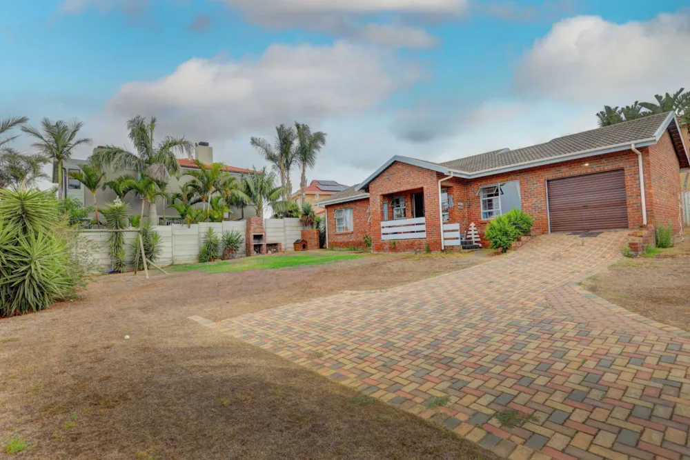 House for sale in Hartenbos Heuwels - 1MB1725682 House for sale in Hartenbos Heuwels - 1MB1725682