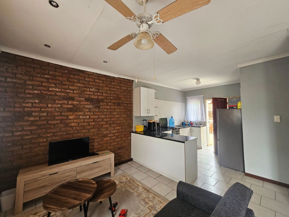 Townhouse for sale in Bendor Park - 1PS1726291