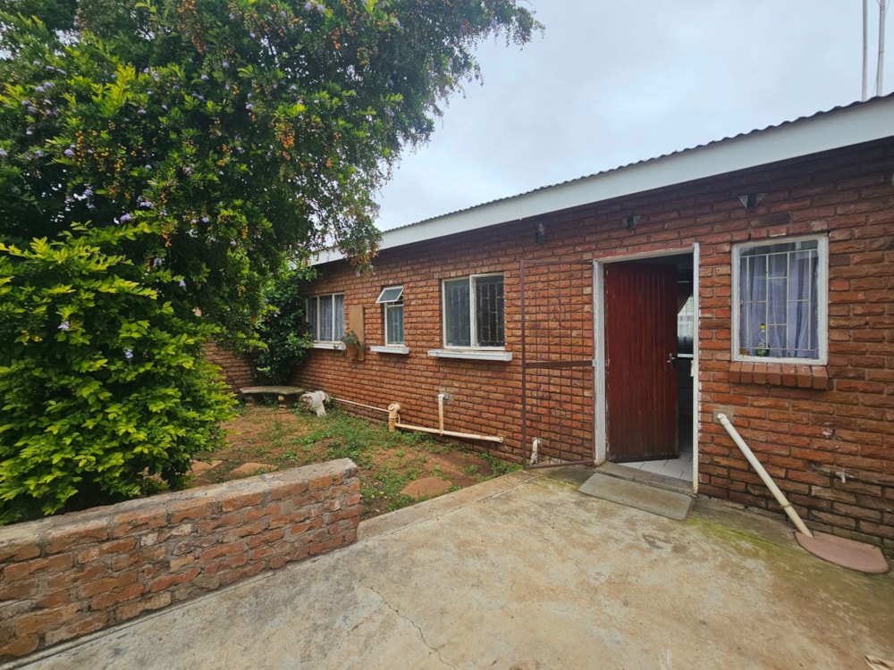 Townhouse for sale in Bendor Park - 1PS1726291