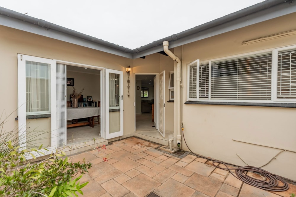 Townhouse for sale in Glen Anil - 1ND1727158 Townhouse for sale in Glen Anil - 1ND1727158