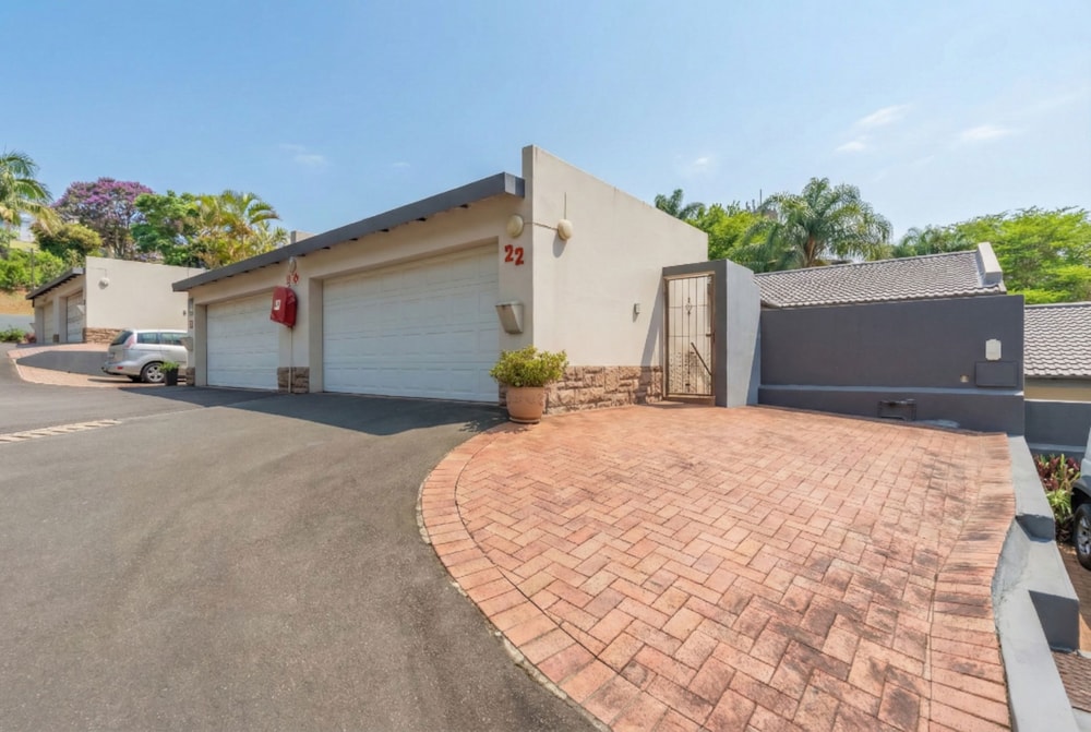 Townhouse for sale in Glen Anil - 1ND1727158 Townhouse for sale in Glen Anil - 1ND1727158