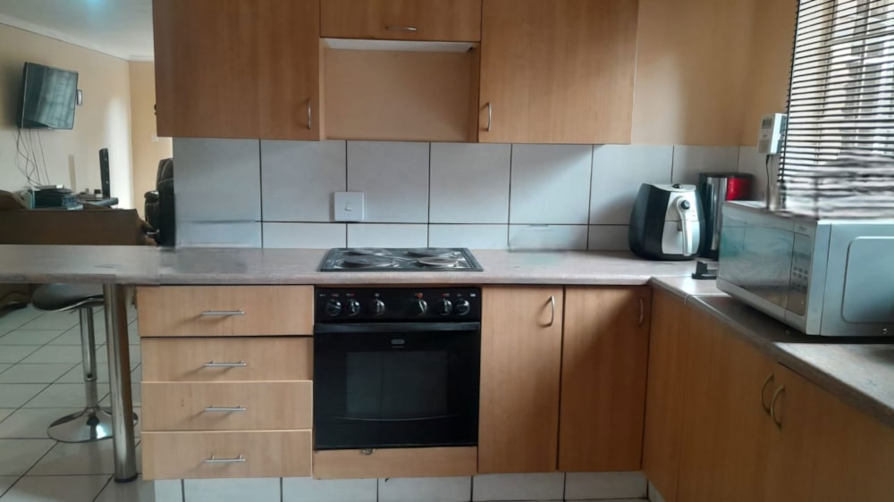 Apartment to rent in Lydenburg (Mashishing) - 1LY1725660