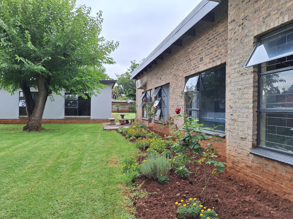 House for sale in Lydenburg (Mashishing) - 1LY1716088