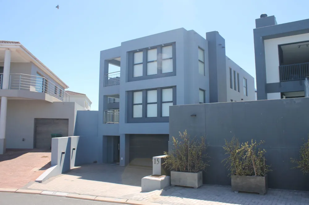 House sold in Calypso Beach - LA1727180 House sold in Calypso Beach - LA1727180