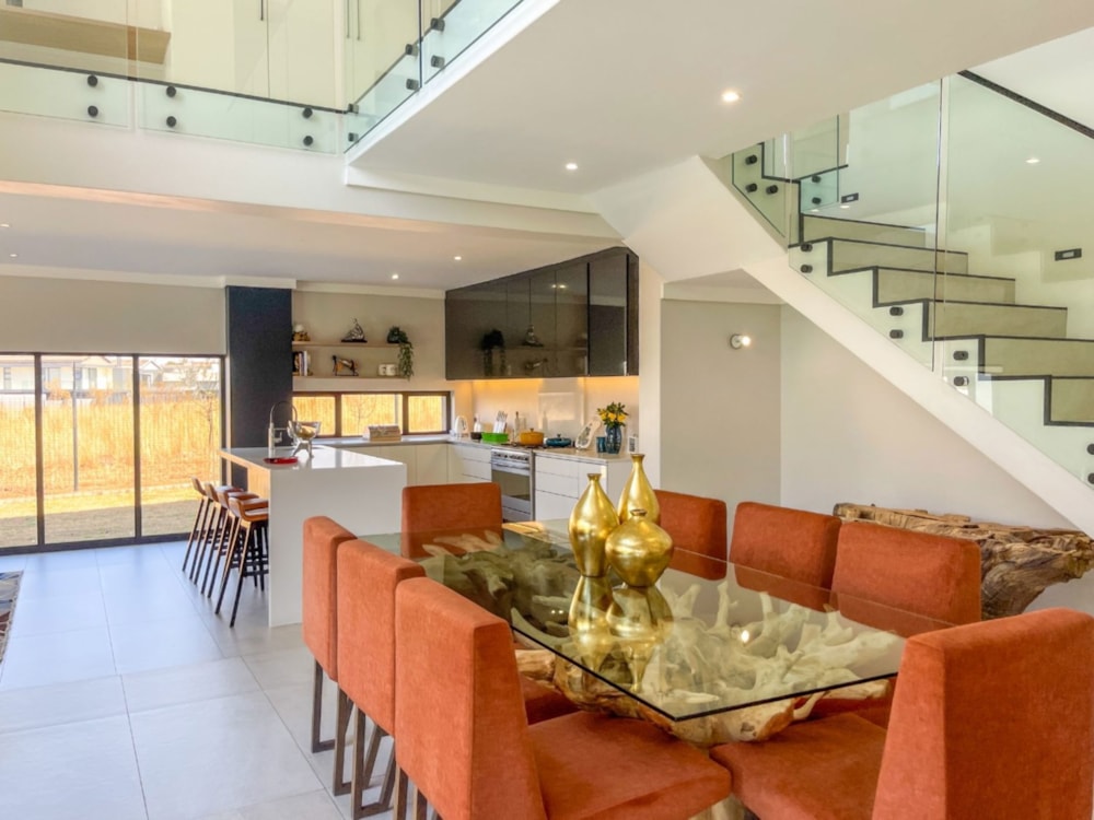 Double-storey house for sale in Midstream Estate - CN1708153