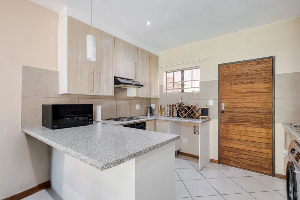 Apartment for sale in Sagewood, Midrand - MR1728475 Apartment for sale in Sagewood, Midrand - MR1728475