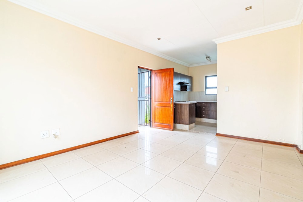 House for sale in Blue Hills - MR1726376