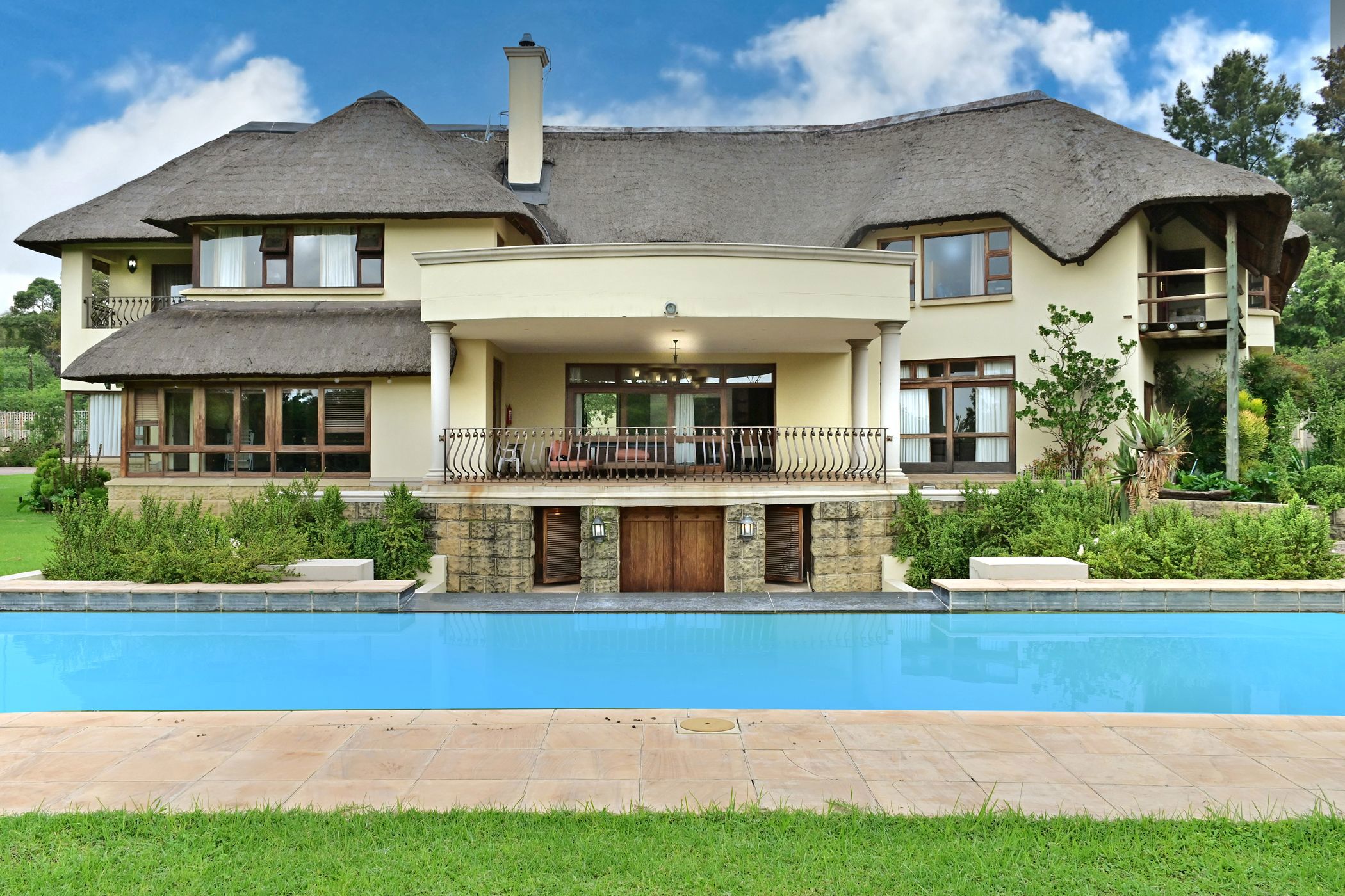 Double-storey house for sale in Beaulieu - MR1725261