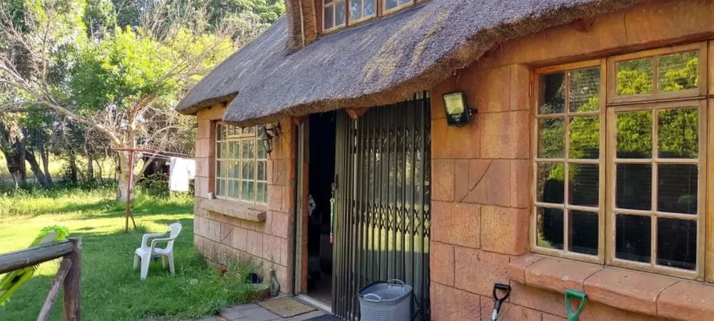 Smallholding let in Olive Hill - 1BX1726731 Smallholding let in Olive Hill - 1BX1726731