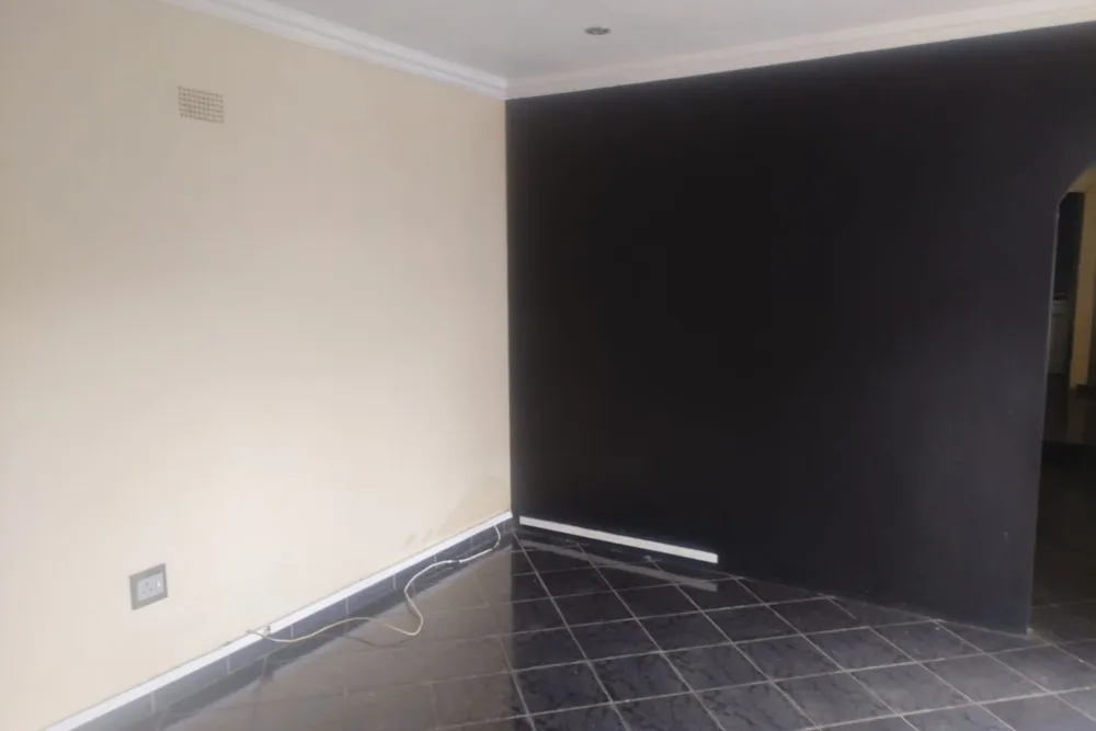 Garden apartment let in Brakpan Central - 1BJ1727125