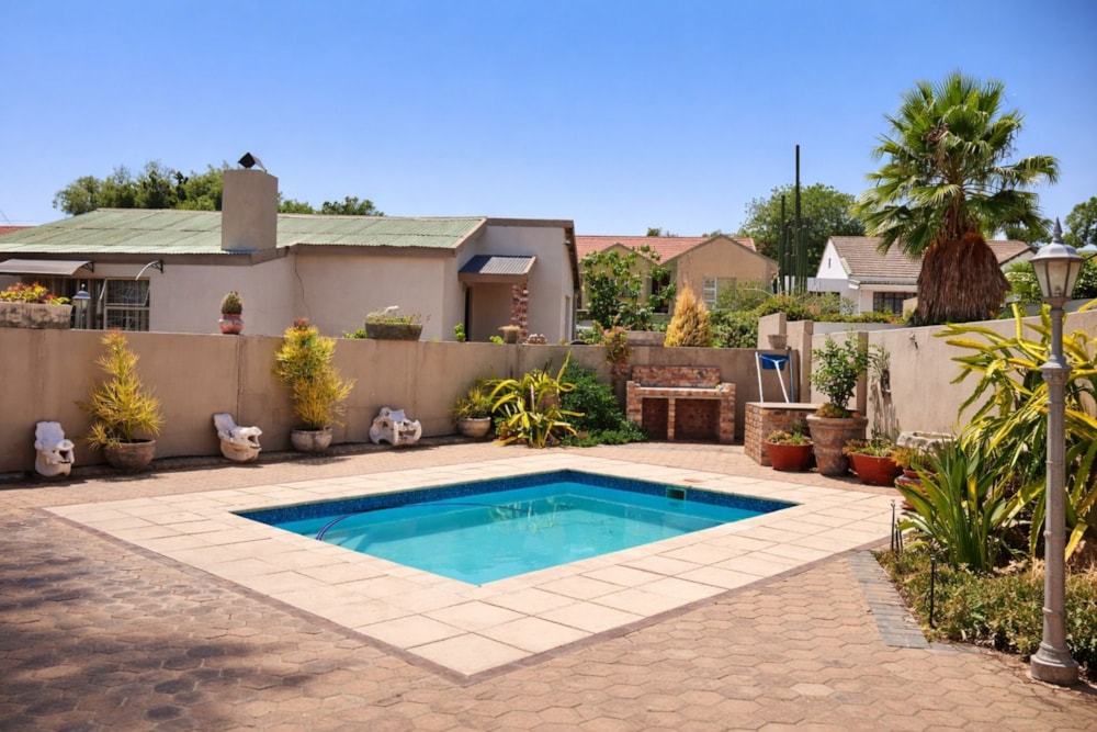 House for sale in Oudtshoorn Central - 1OU1727524