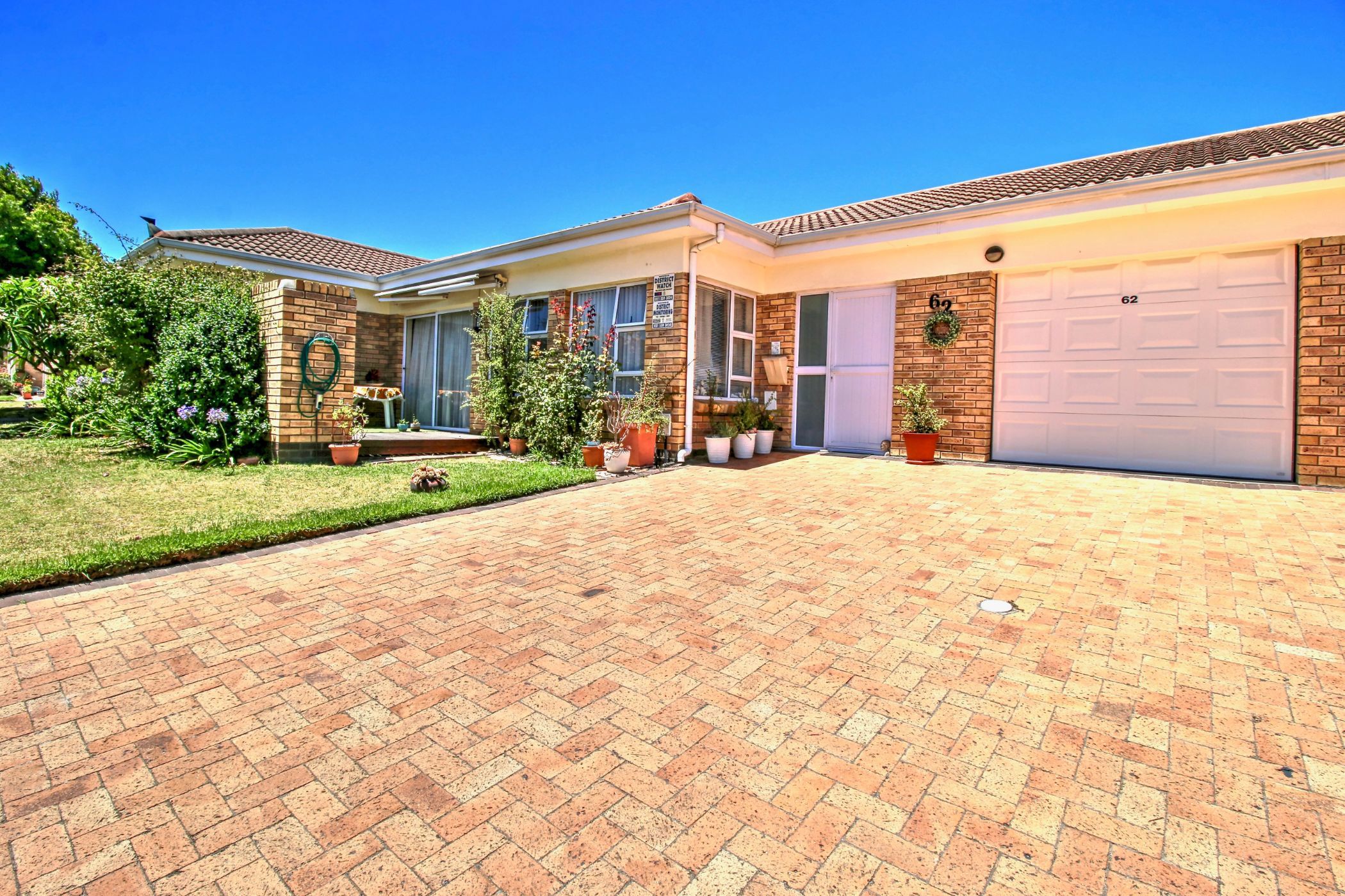 House for sale in Welgelegen, Parow - 1PLA1726841