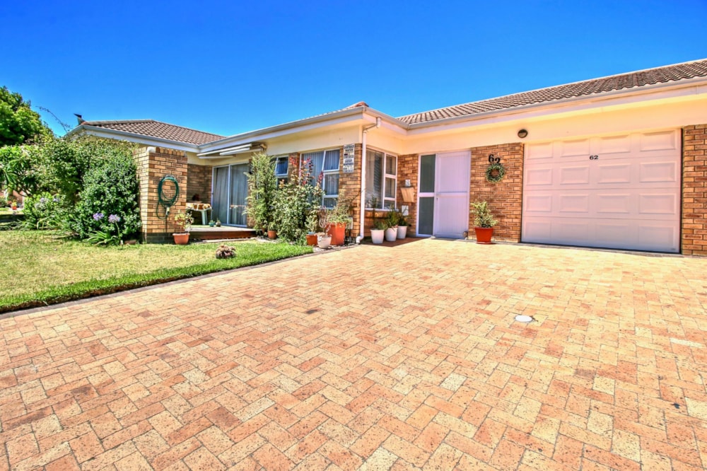 House for sale in Welgelegen, Parow - 1PLA1726841