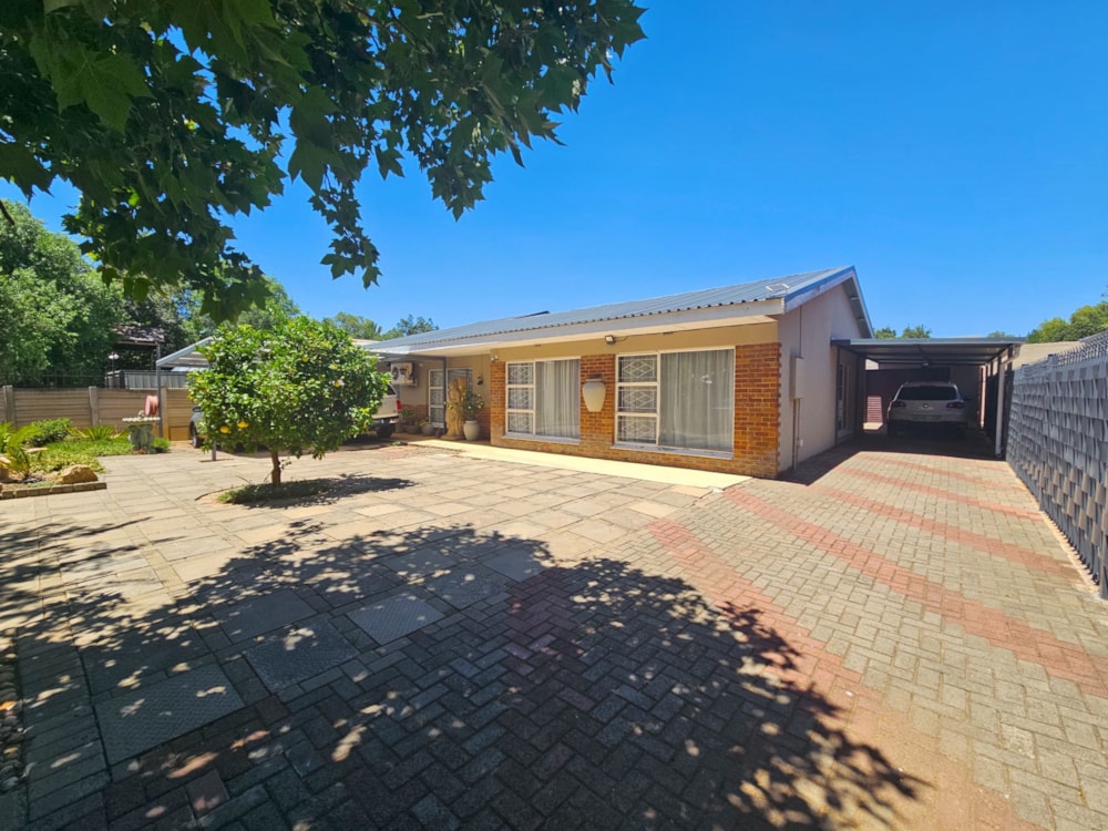 House for sale in Generaal de Wet - 1BX1728147