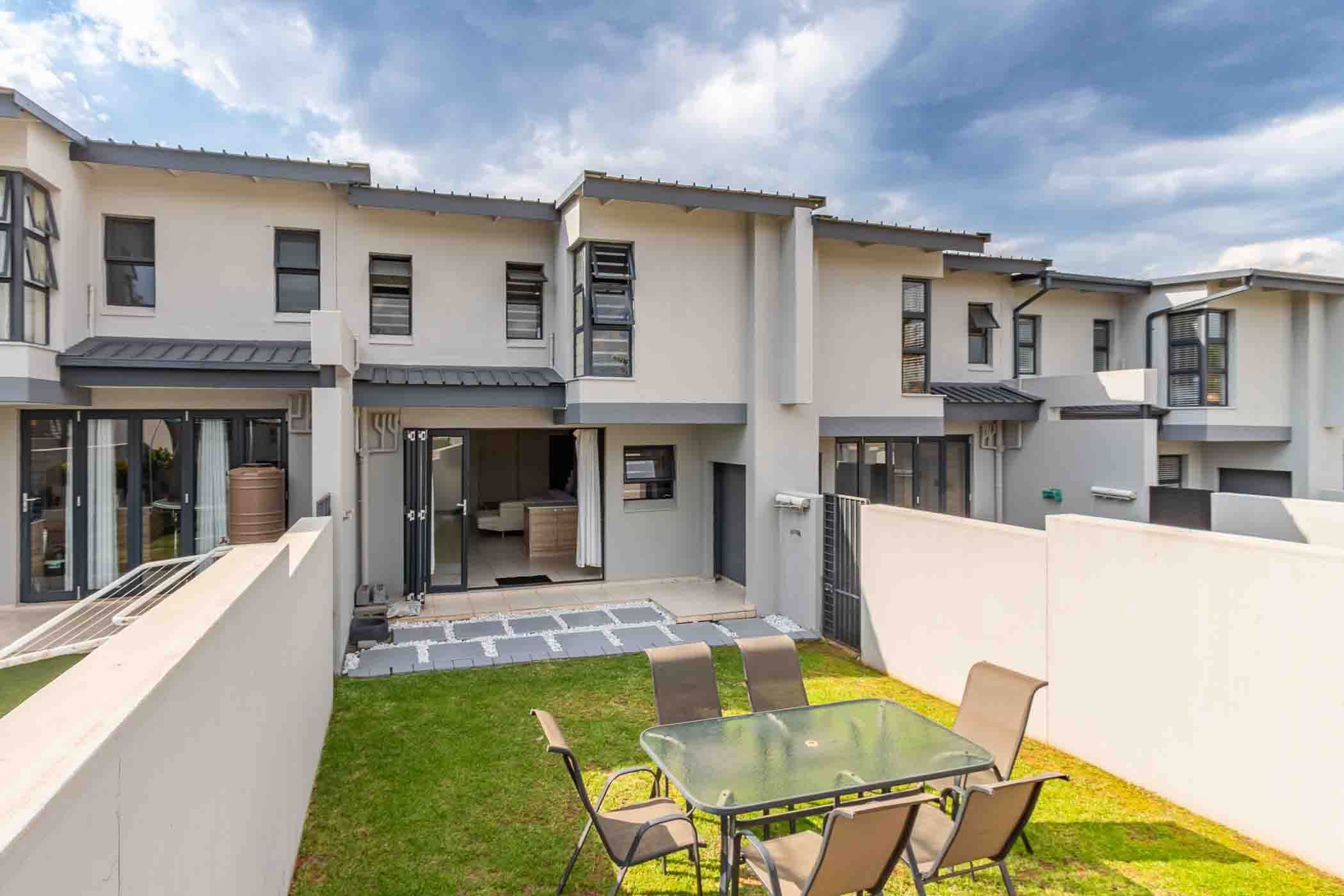 Double-storey apartment for sale in Rynfield - EN1728106