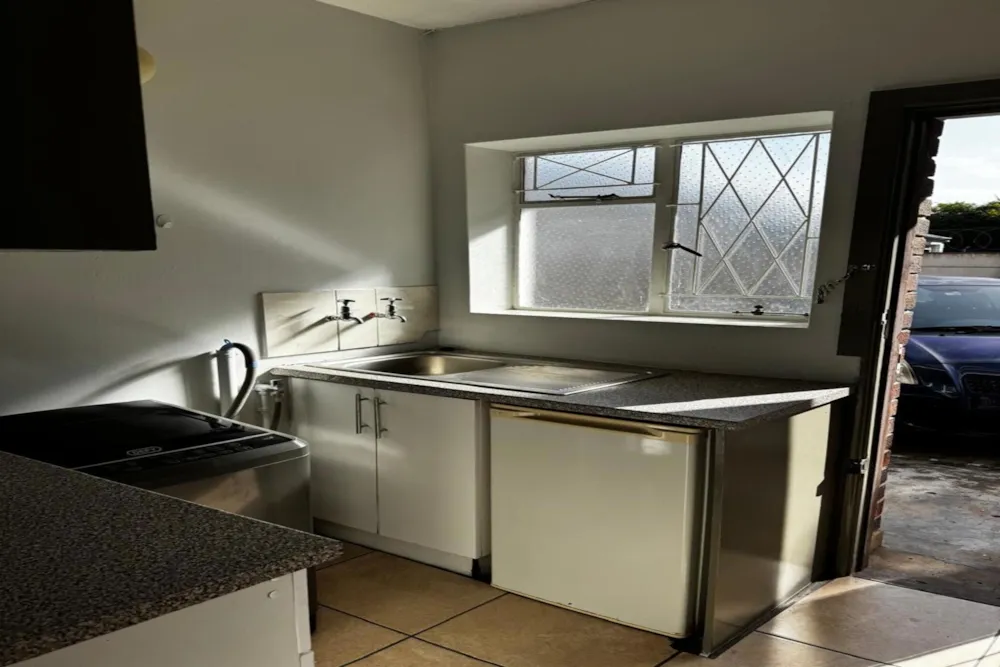 Bachelor apartment let in Grahamstown Central (Makhanda Central) - 1GC1748758 Bachelor apartment let in Grahamstown Central (Makhanda Central) - 1GC1748758